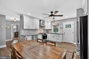 537 Dewey Parker Ave, Audubon, NJ 08106 - Photo 9