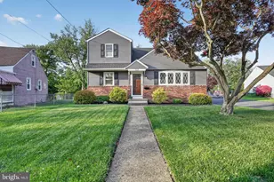 537 Dewey Parker Ave, Audubon, NJ 08106 - Photo 1