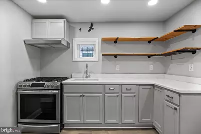 418 Vine Street, Camden, NJ 08102 - Photo 11