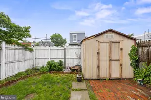 418 Vine St, Camden, NJ 08102 - Photo 23
