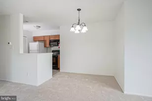 107 Lucas Ln, Voorhees, NJ 08043 - Photo 9