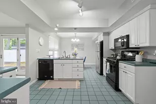 156 St Moritz, Sicklerville, NJ 08081 - Photo 11