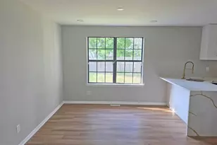5 Chapel Cir, Sicklerville, NJ 08081 - Photo 5