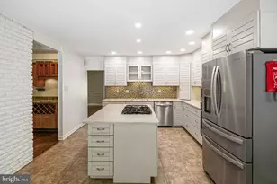1025 Owl Ln, Cherry Hill, NJ 08003 - Photo 19