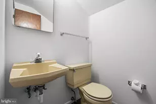 104 Nantucket Dr, Cherry Hill, NJ 08034 - Photo 19