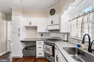 35 E Kraft Ave, Haddon Township, NJ 08107 - Photo 15