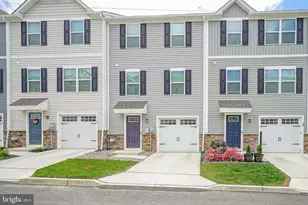 16 Fieldcrest, Gloucester Township, NJ 08012 - Photo 1