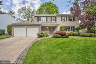 1605 Crown Point Ln, Cherry Hill, NJ 08003 - Photo 1