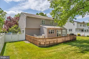 1605 Crown Point Ln, Cherry Hill, NJ 08003 - Photo 23