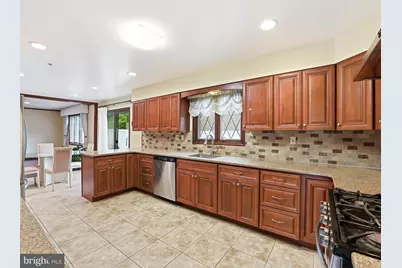 2 Carlton Road, Cherry Hill, NJ 08034 - Photo 13