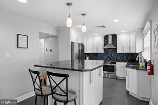14 Peregrine Dr, Voorhees, NJ 08043 - Photo 9