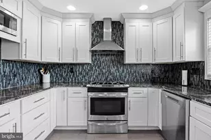 14 Peregrine Dr, Voorhees, NJ 08043 - Photo 11