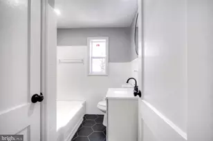 1327 Jackson St, Camden, NJ 08104 - Photo 21