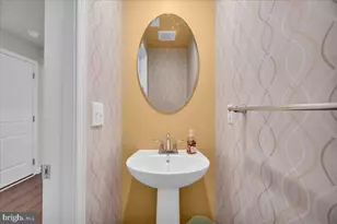 204 Freedom Wy, Sicklerville, NJ 08081 - Photo 5
