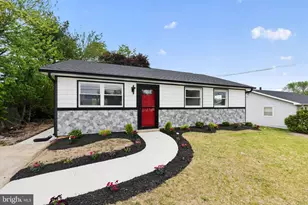 27 Girard Ave, Sicklerville, NJ 08081 - Photo 1