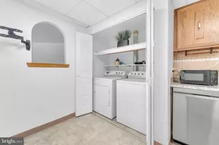 2208 Greenwood Dr, Lindenwold, NJ 08021 - Photo 11
