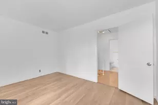 2208 Greenwood Dr, Lindenwold, NJ 08021 - Photo 17
