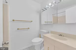 2208 Greenwood Dr, Lindenwold, NJ 08021 - Photo 23