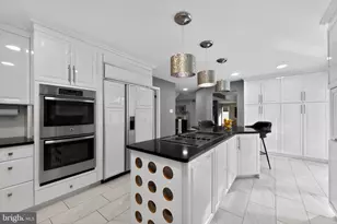 29 Callison Ln, Voorhees, NJ 08043 - Photo 9