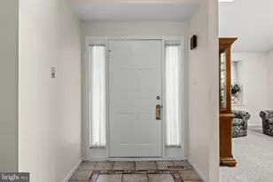 8 Chatham Dr, Voorhees, NJ 08043 - Photo 3