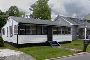 213 W Lake Ave, Gloucester Township, NJ 08012 - Photo 1