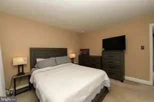53 Glacier Dr, Berlin, NJ 08009 - Photo 25