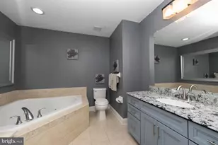 53 Glacier Dr, Berlin, NJ 08009 - Photo 23