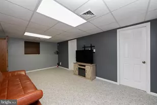 53 Glacier Dr, Berlin, NJ 08009 - Photo 35
