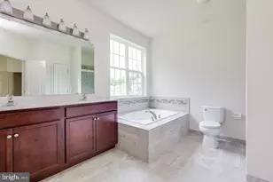 001 Mullen Dr, Sicklerville, NJ 08081 - Photo 15