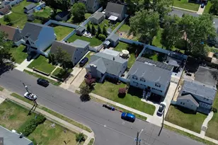 512 W Brooke Ave, Magnolia, NJ 08049 - Photo 3