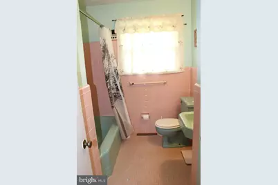 112 Cressmont Avenue, Gloucester Township, NJ 08012 - Photo 17