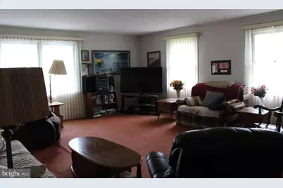 112 Cressmont Avenue, Gloucester Township, NJ 08012 - Photo 5