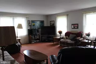 112 Cressmont Ave, Gloucester Township, NJ 08012 - Photo 5
