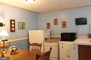 112 Cressmont Ave, Gloucester Township, NJ 08012 - Photo 9