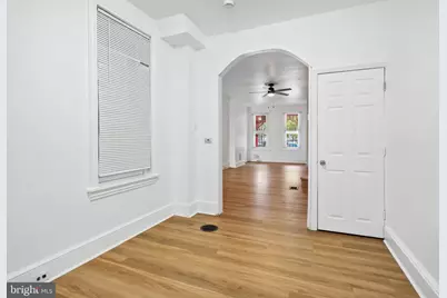 421 Trenton Avenue, Camden, NJ 08103 - Photo 5
