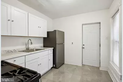 421 Trenton Avenue, Camden, NJ 08103 - Photo 13