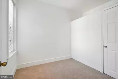 421 Trenton Avenue, Camden, NJ 08103 - Photo 15