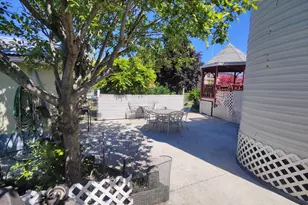 859 N 32nd St, Camden, NJ 08105 - Photo 41