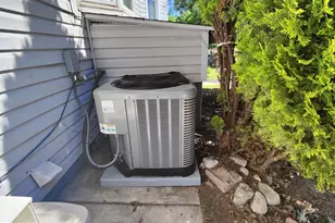 859 N 32nd St, Camden, NJ 08105 - Photo 43