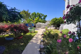 859 N 32nd St, Camden, NJ 08105 - Photo 5