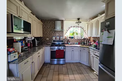 859 N 32nd Street, Camden, NJ 08105 - Photo 13