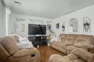 215 Browning Ln, Brooklawn, NJ 08030 - Photo 3