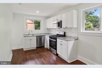 22 W 4th Avenue, Runnemede, NJ 08078 - Photo 5