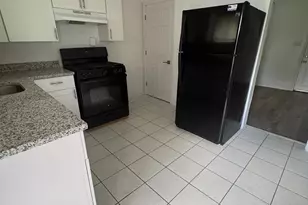 3081 Alabama Rd, Camden, NJ 08104 - Photo 3