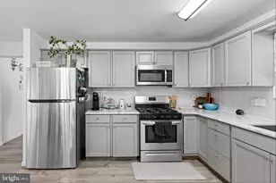 4 Prospect Ct, Sicklerville, NJ 08081 - Photo 9