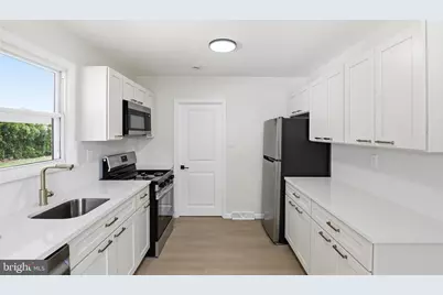 710 E Gibbsboro Road, Lindenwold, NJ 08021 - Photo 11