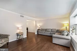 8 Wyndham Rd, Voorhees, NJ 08043 - Photo 5