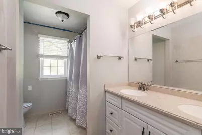 8 Wyndham Road, Voorhees, NJ 08043 - Photo 39