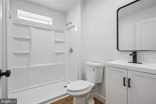 977 N 23rd St, Camden, NJ 08105 - Photo 11