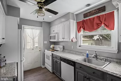 7458 Collins Avenue, Pennsauken, NJ 08109 - Photo 11
